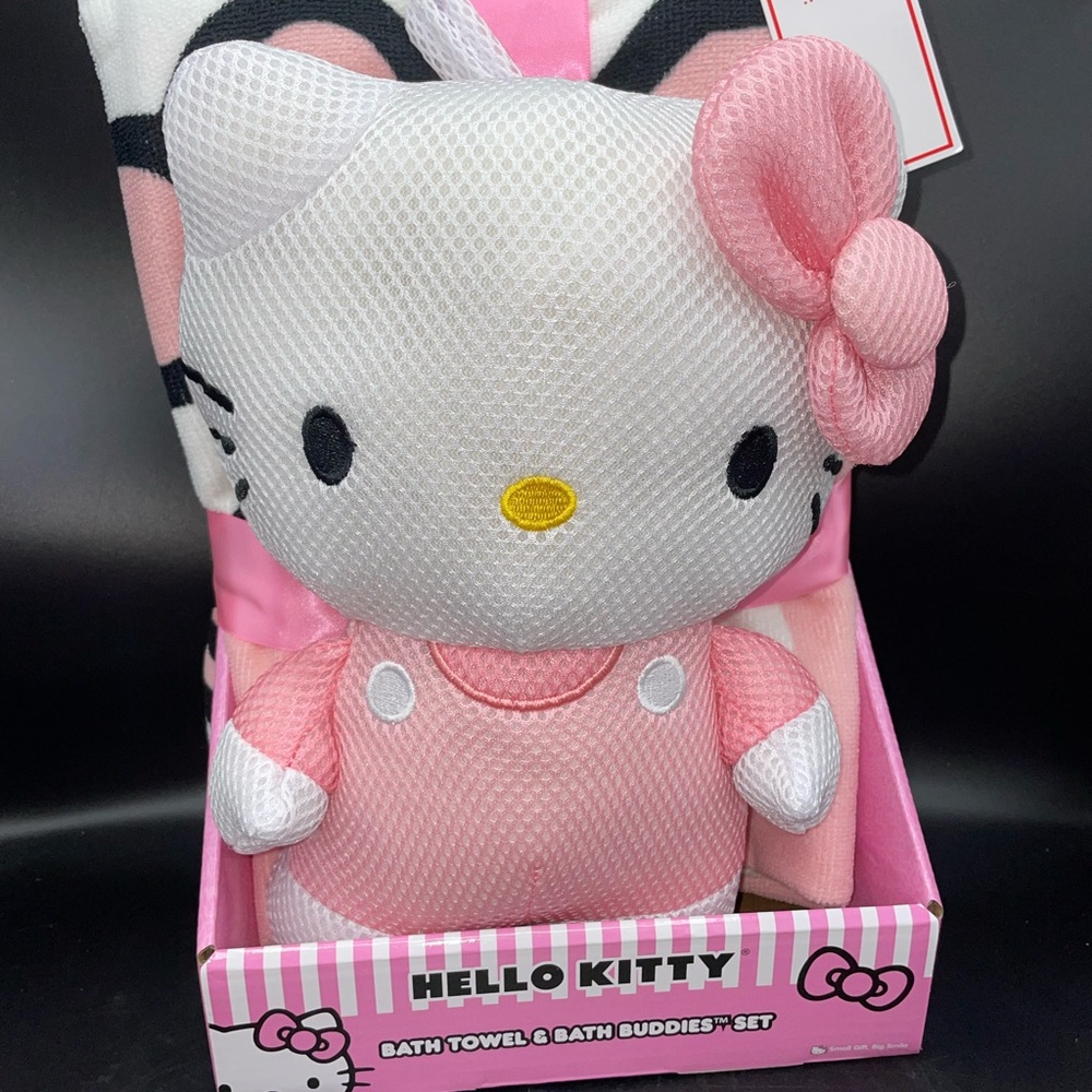 Hello Kitty Towel & Plush gift set